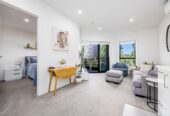Urgent Sale, Owner Has Bought and need this sold now, 2 rooms 1 bath 1 car park apartment, G03/1B Oakley Avenue, Waterview, Auckland