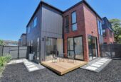 3 bedrooms within Double Grammar School Zone, Overseas Vendor Says SELL, 9/26 Owens Road, Epsom, Auckland