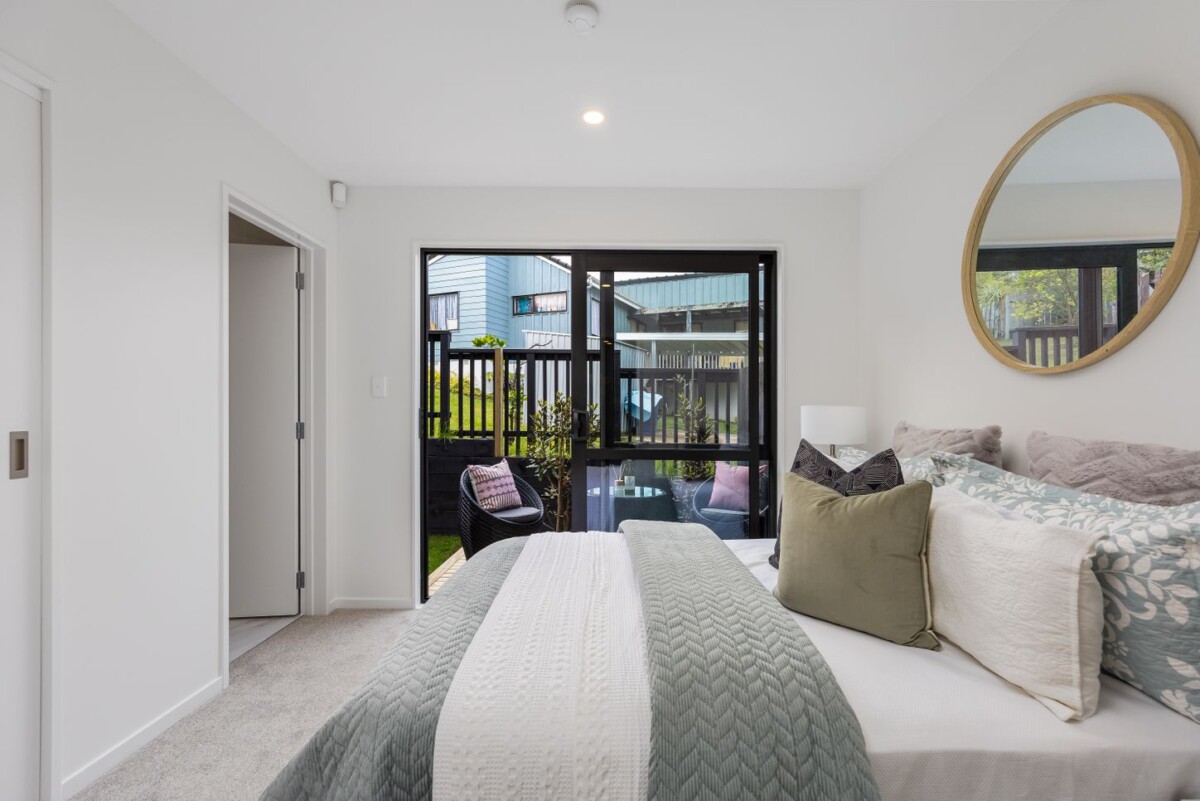 Just minutes from Westgate Shopping Centre and Costco, 3/6 Woodhouse Place, West Harbour, Auckland