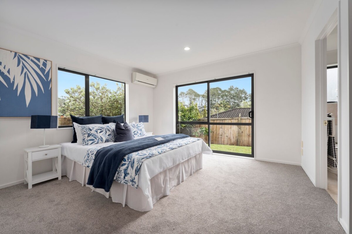 Fresh, Fabulous & Family-Ready in Summerland Zone, 13B Parkcrest Drive, Henderson, Auckland
