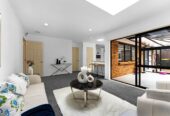 Family circumstances need Must sell, 4 beds house on 837m2 land, zone for Botany Downs School, 25 Lexington Drive, Botany Downs, Auckland