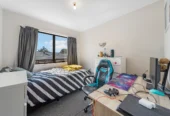 Aucyion $1 RESERVE, 4 bedrooms house on 716m2 land, 21 Rushgreen Avenue Pahurehure, Auckland