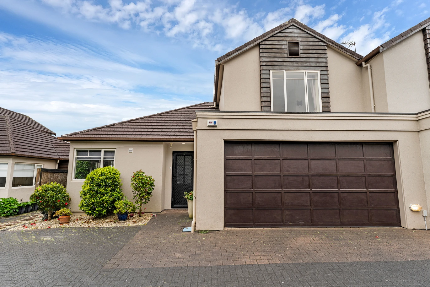 Botany Downs Secondary College zone, Freehold 3 bedrooms home, 18 Fairfield Lane East Tamaki Heights, Auckland