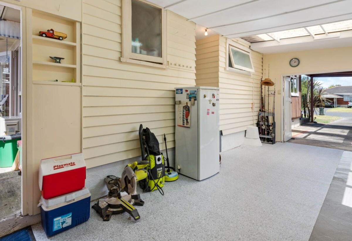 For rent, Two bedroom house with a private backyard, 7 Convoy Lane, Otahuhu, Auckland, available 3rd November