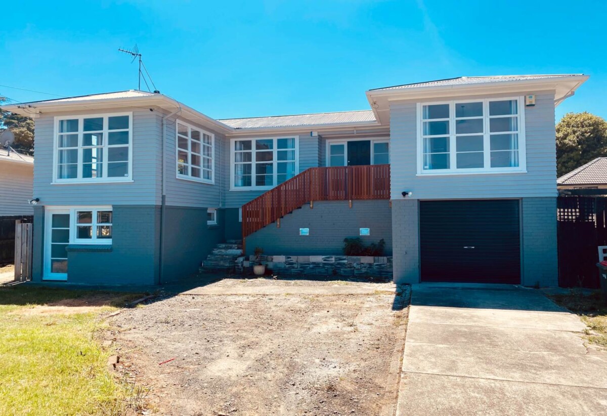 For rent, renovated 4 bedrooms 1 bathroom house, available 24th November, 9 Puriri Road, Manurewa, Auckland