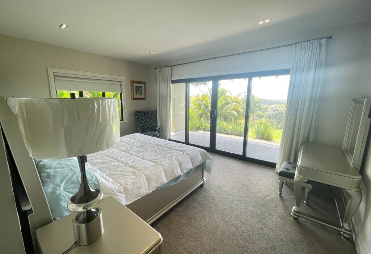For rent, Fully furnished, $1,600 per week, Luxurious 4 bedrooms 3 bathrooms Modern Country Lifestyle house, 572 Whitford Road, Whitford, Auckland, available now