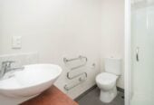 For rent, Fully Furnished, 3 beds 2 baths 1 car park apartment, available 5th December, 101/135 Hobson Street, City Centre, Auckland