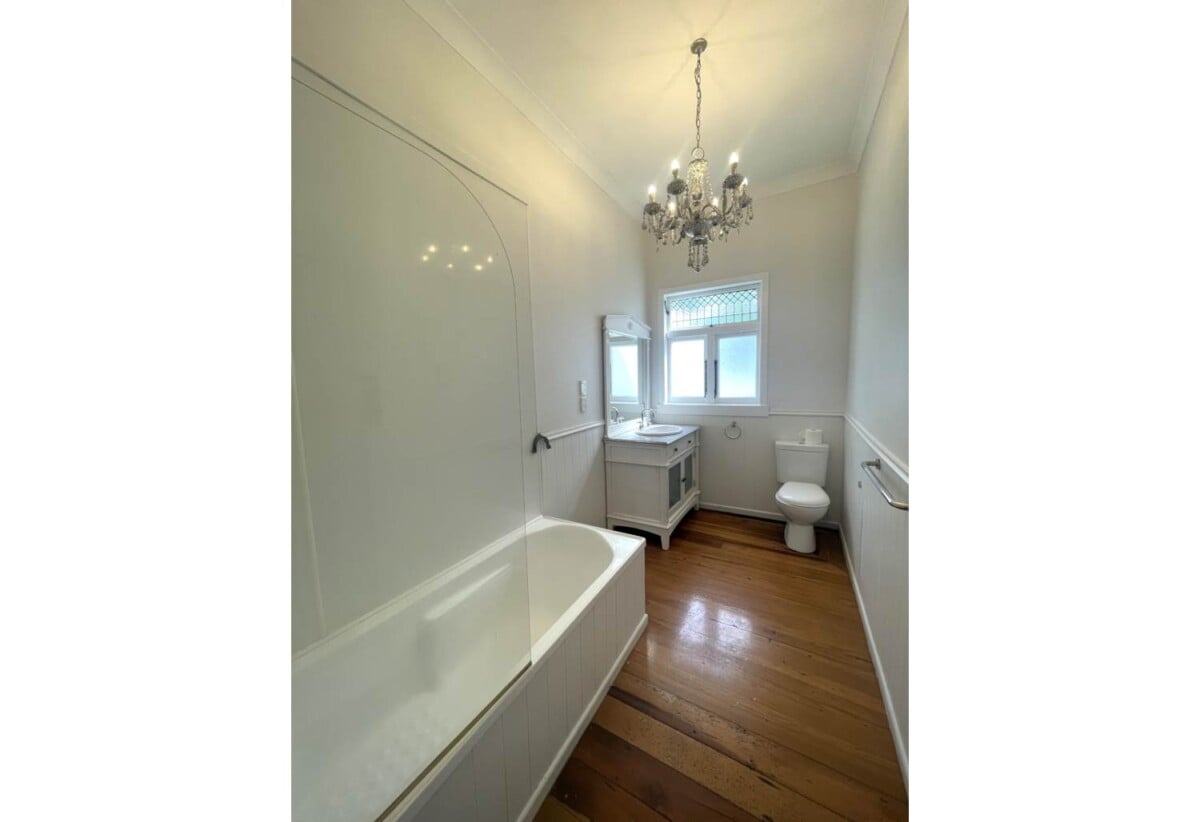 For rent, 2 bedrooms 1 bathroom unit, 57 Beach Road, Papakura, Auckland, available now