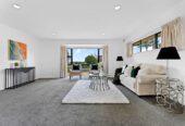 Family circumstances need Must sell, 4 beds house on 837m2 land, zone for Botany Downs School, 25 Lexington Drive, Botany Downs, Auckland
