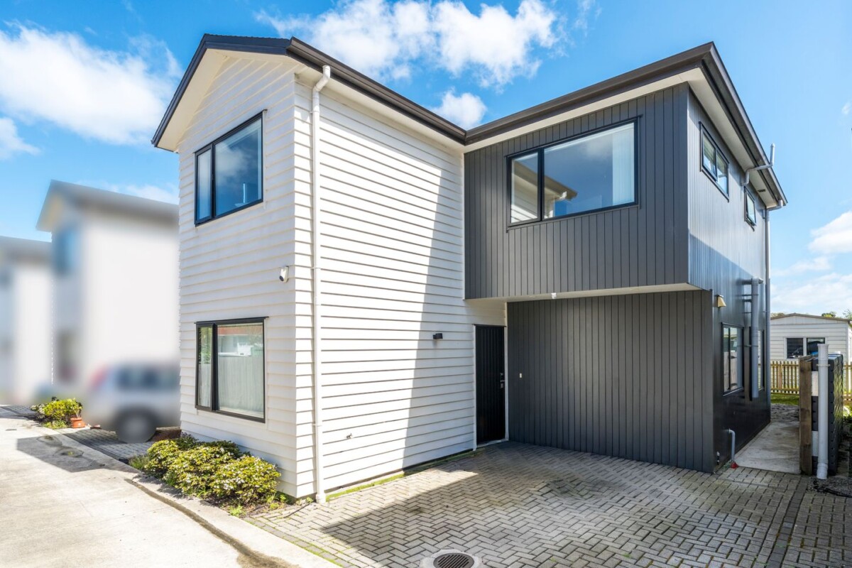 54C Chilcott Road, Henderson, Auckland
