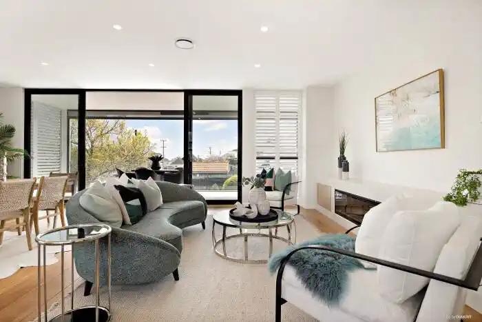 Brandnew 4 bedrooms modern coastal luxury by the Beach, 8B Sayegh Street, St Heliers, Auckland