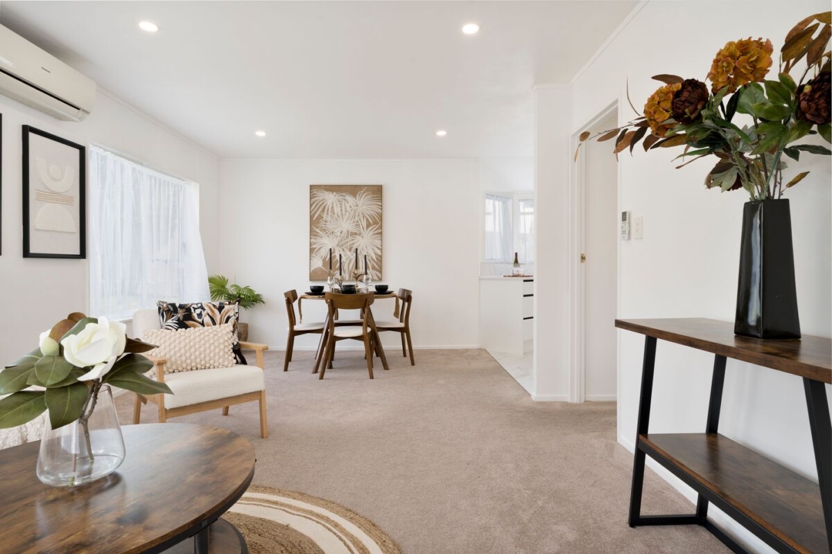 Renovated, freestanding brick & tile 2 bedrooms home, stroll to West City Mall, 2/5 Newington Road, Henderson, Auckland