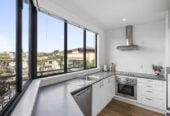 For rent, 3 bedrooms 2 bathrooms 2 car parks, $990 per week, 2F / 5 Furneaux Way, Remuera, Auckland, Available on Tue 21st Oct