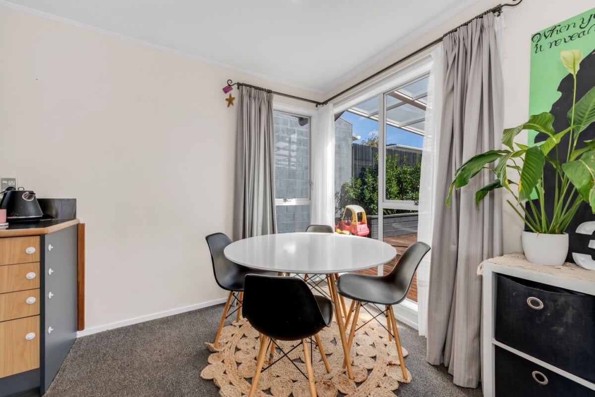 Change in Circumstances, 3 bedrooms home on 377m2section, A trade may also be considered in the area, 6B Lisa Rise, Half Moon Bay, Auckland