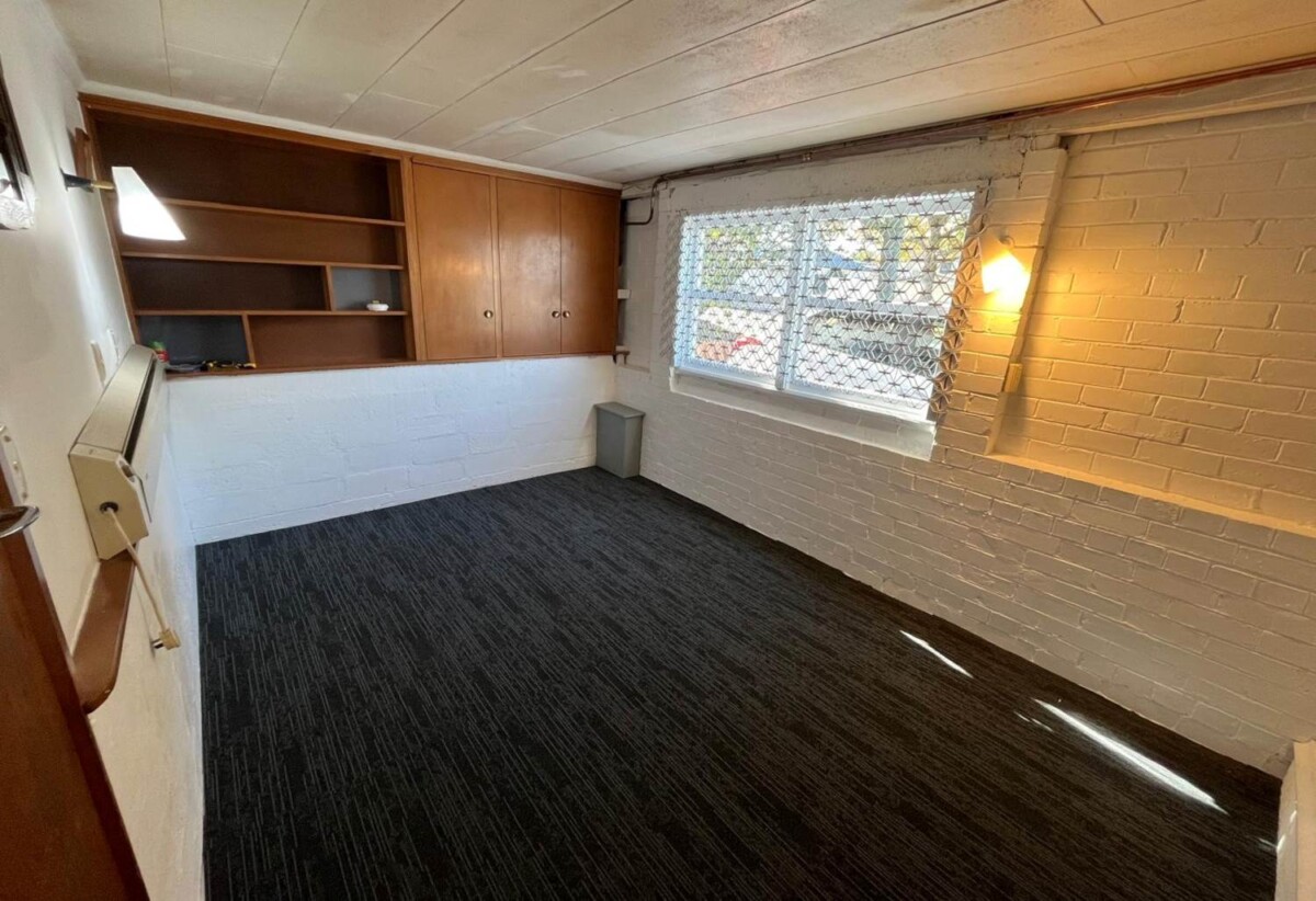 For rent, Pets negotiable, 4 bedrooms house, available now, 75A Namata Road, One Tree Hill, Auckland