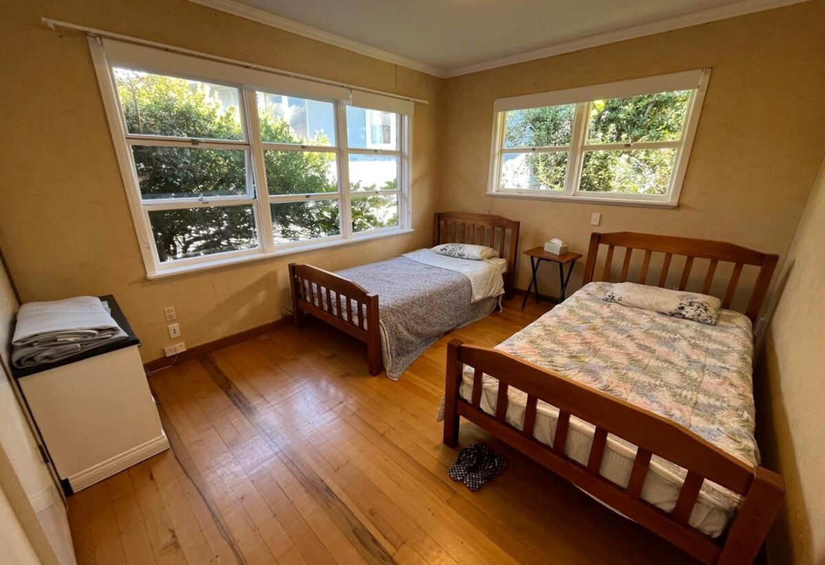 For rent, Pets negotiable, 4 bedrooms house, available now, 75A Namata Road, One Tree Hill, Auckland