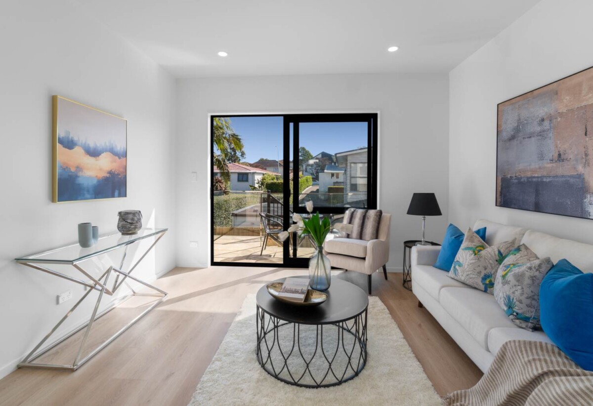 No Body Corp, Entry Level Bargain On Glendowie Border, 1/13 Farringdon Street, Glen Innes, Auckland