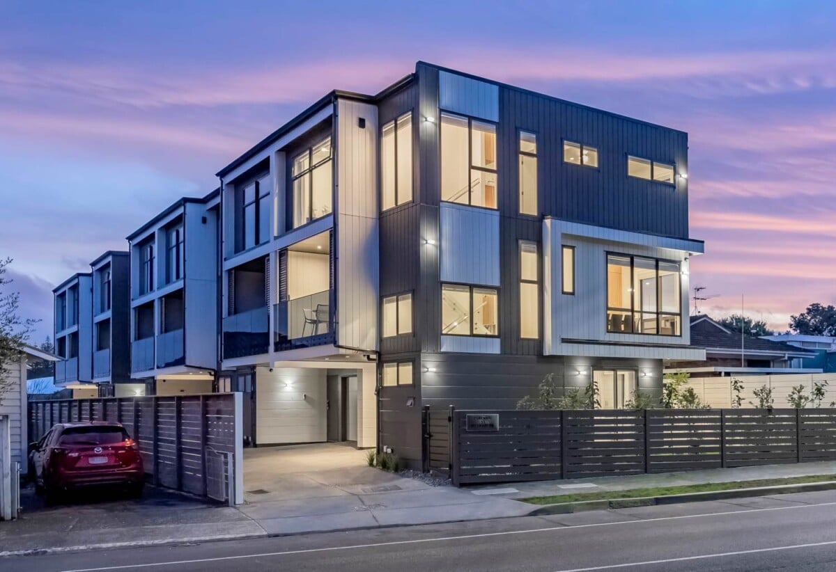 Developer’s Urgent Sales! Brandnew 4 bedrooms home, Unbeatable Location & Top School Zones, Lot 3/51 Mt Smart Road, Onehunga, Auckland