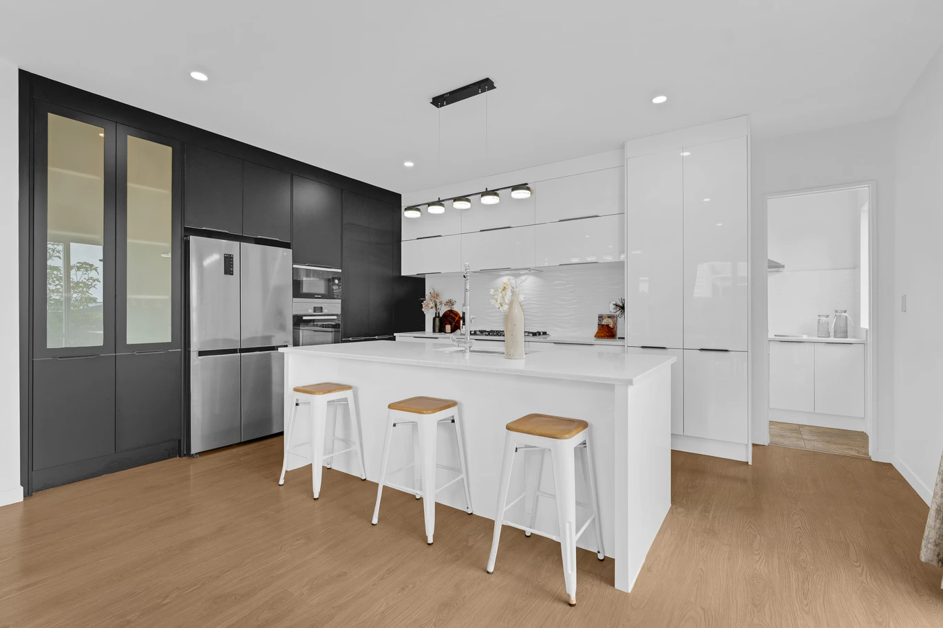 Spacious, Stylish & Secure, 60B Staveley Avenue, Hillsborough, Auckland