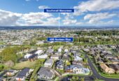 Spacious 5 bedrooms house on 588m2 land, Just Steps from Auckland Botanic Garden, 40B Nanleen Rise, The Gardens, Auckland