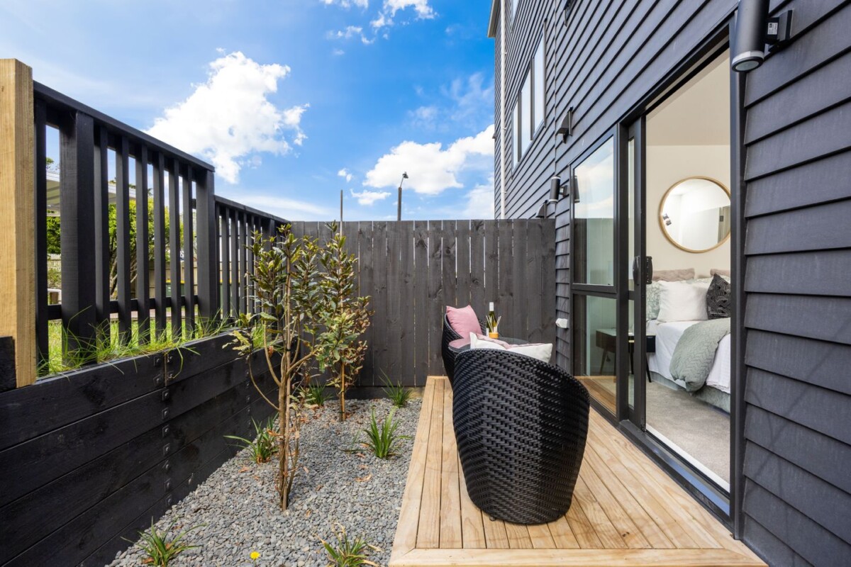 Just minutes from Westgate Shopping Centre and Costco, 3/6 Woodhouse Place, West Harbour, Auckland