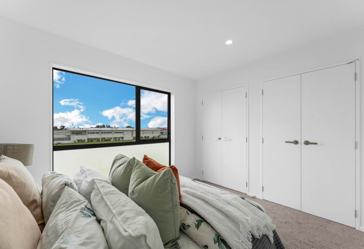 Brandnew 2 beds + study 1.5 baths home with car park, Just a short walk to PAK’nSAVE, The Warehouse, cafés, eateries, and the activity centre, with excellent transport links nearby, 22/17 Barneys Farm Road, Clendon Park, Auckland