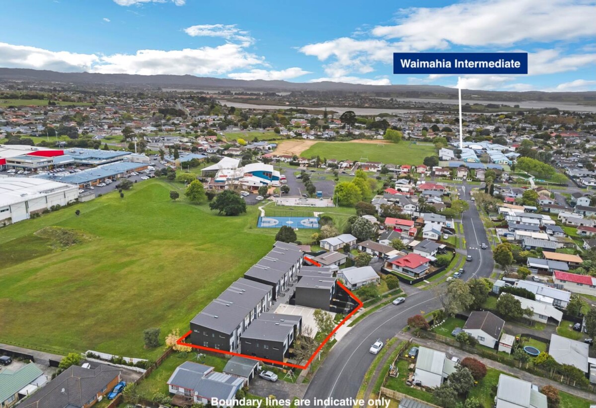 Brandnew 2 beds + study 1.5 baths home with car park, Just a short walk to PAK’nSAVE, The Warehouse, cafés, eateries, and the activity centre, with excellent transport links nearby, 22/17 Barneys Farm Road, Clendon Park, Auckland