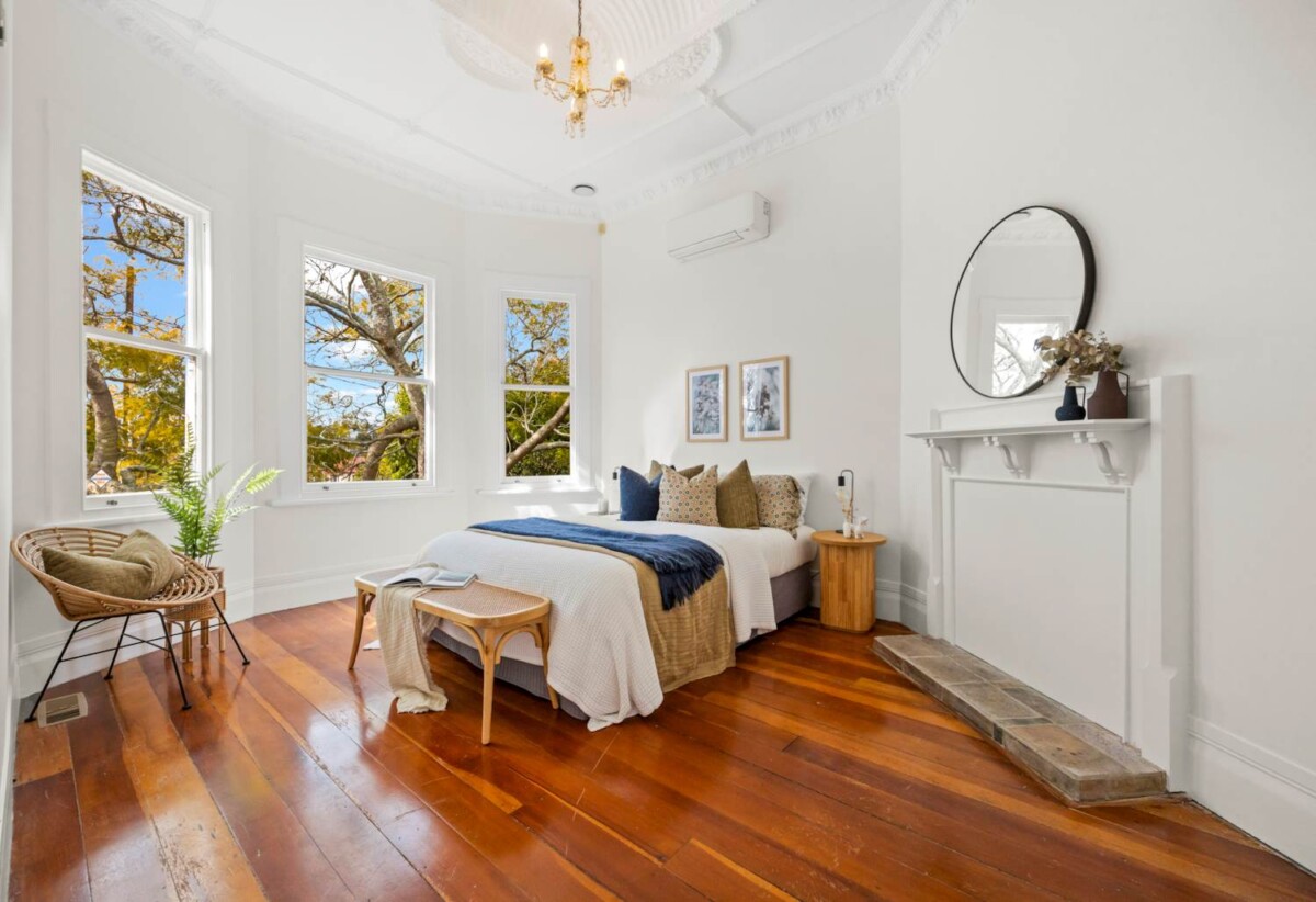 Modern Living, Classic Style, 21 Cardigan Street, Morningside, Auckland
