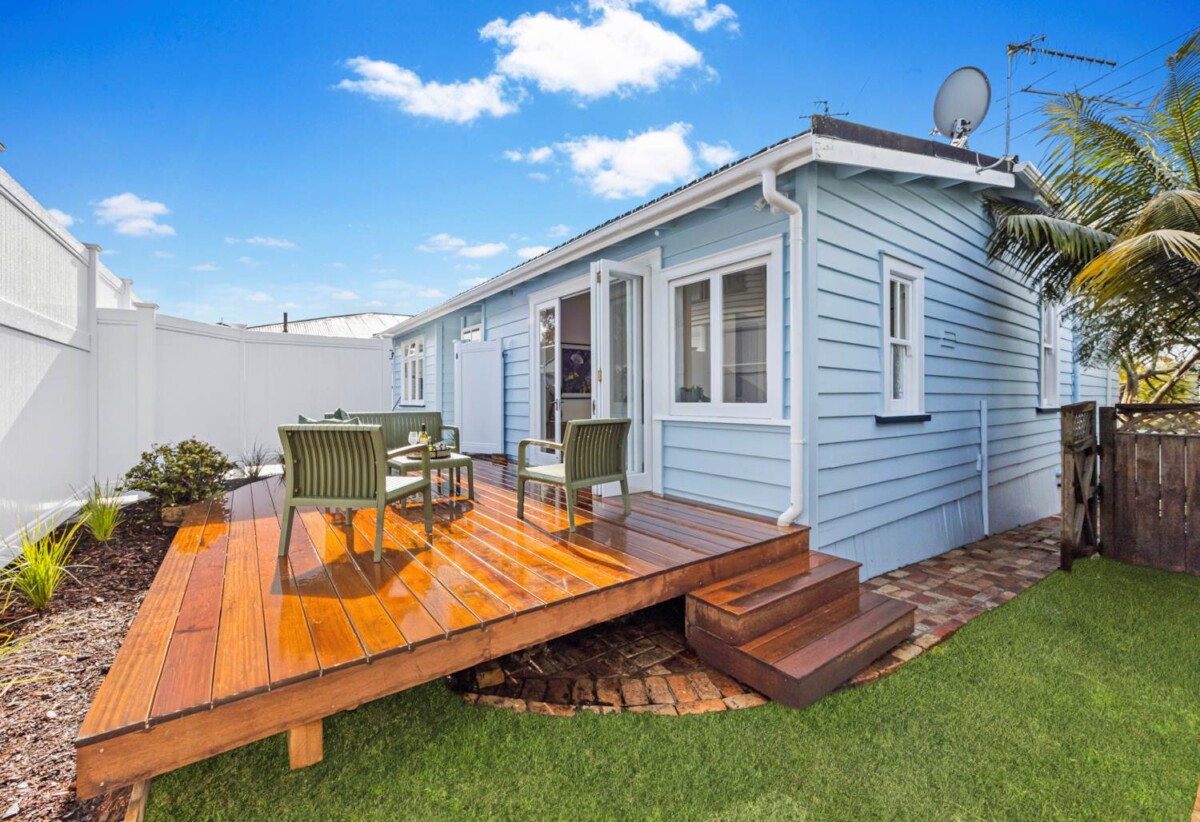 Modern Living, Classic Style, 21 Cardigan Street, Morningside, Auckland