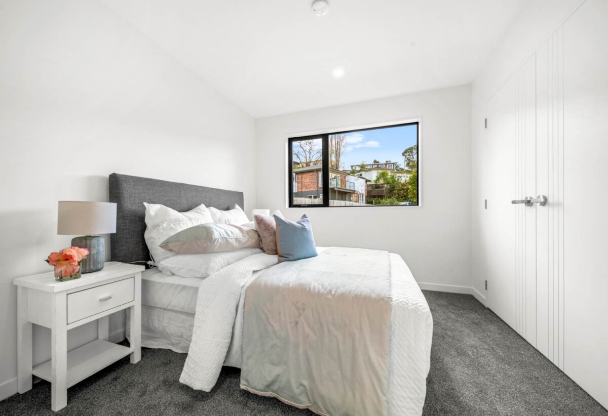 Breathtaking wetland outlooks, and distant sea views, 33B St Peters Street, Northcote, Auckland