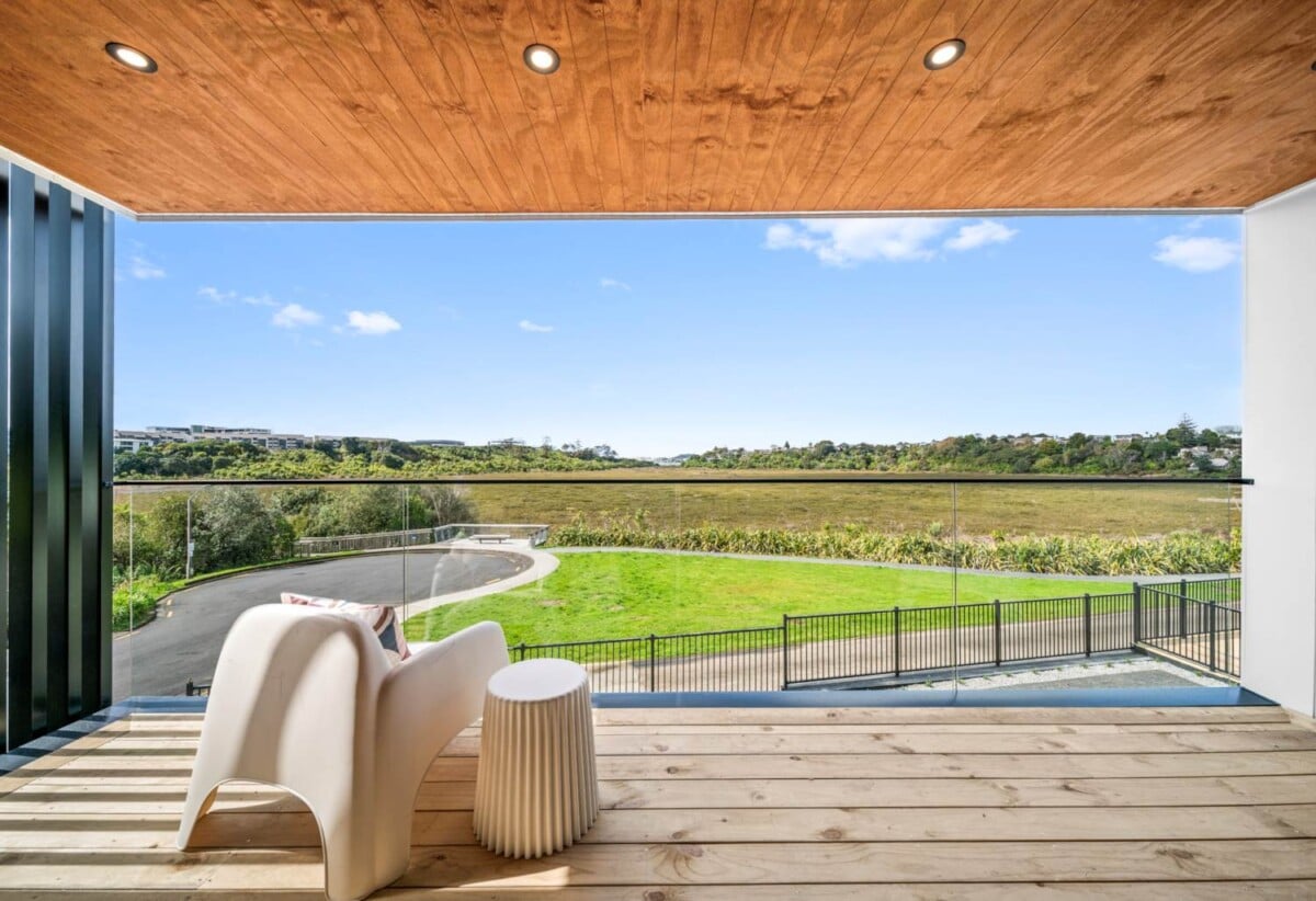 Breathtaking wetland outlooks, and distant sea views, 33B St Peters Street, Northcote, Auckland
