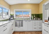 Vendor has bought, Must sell and settle FAST, 3 beds house, location, lifestyle and potential to develop, 66 St Michaels Avenue, Pt Chevalier, Auckland