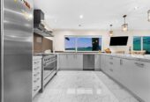 Vendor Heading Overseas – This Property Must Be Sold, 5 beds house on 8.2080ha land, 72 Lowry Road, Bombay, Auckland