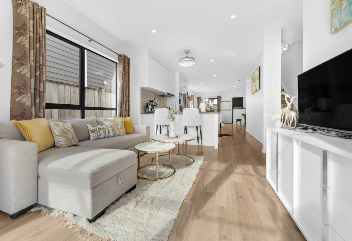 Freehold & Freestanding, Ormiston College at Your Doorstep, 11 Collier Drive, Flat Bush, Auckland