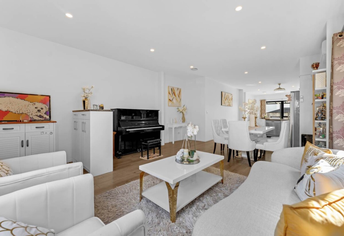 Freehold & Freestanding, Ormiston College at Your Doorstep, 11 Collier Drive, Flat Bush, Auckland