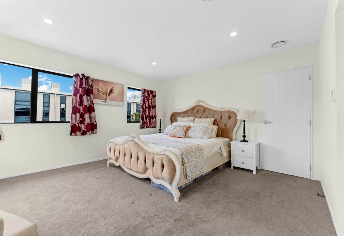Freehold & Freestanding, Ormiston College at Your Doorstep, 11 Collier Drive, Flat Bush, Auckland