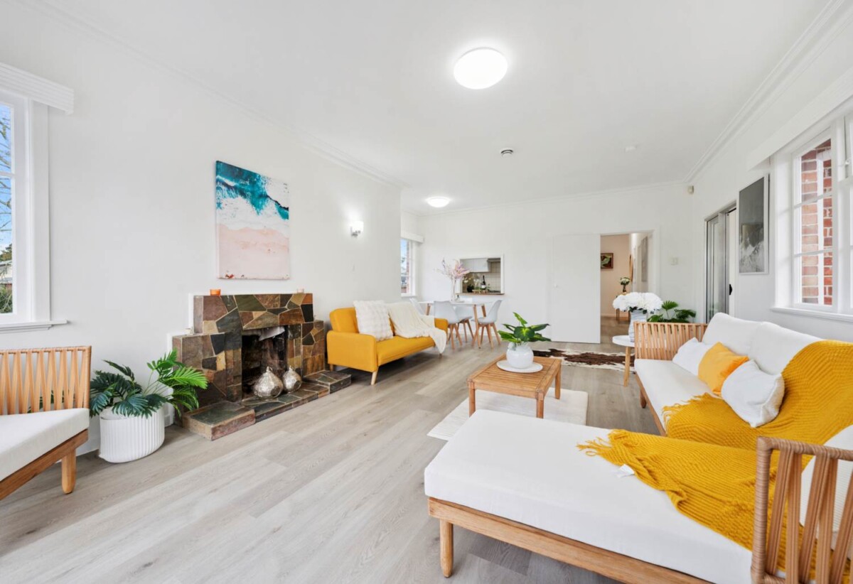 Renovated, The vendors are now in Australia and keen to release their New Zealand investment, 355 Blockhouse Bay Road, Blockhouse Bay, Auckland