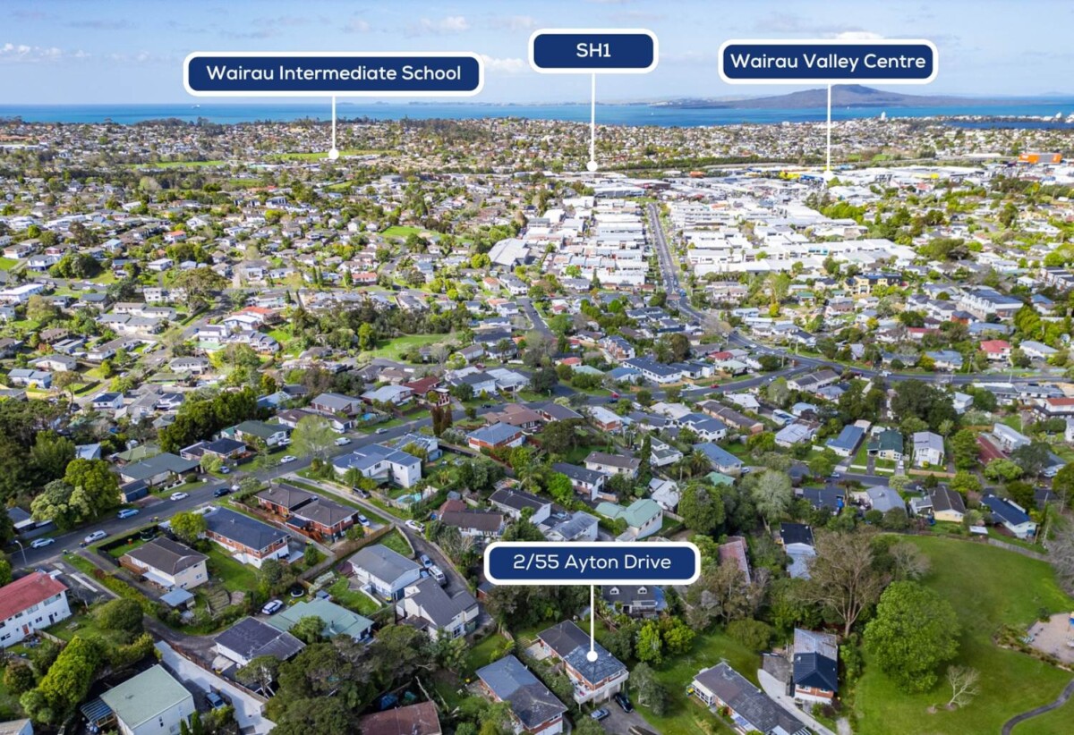 Brick 2 beds home, Close to Glenfield Shopping Centre and Wairau Valley precinct, 2/55 Ayton Drive, Totara Vale, Auckland