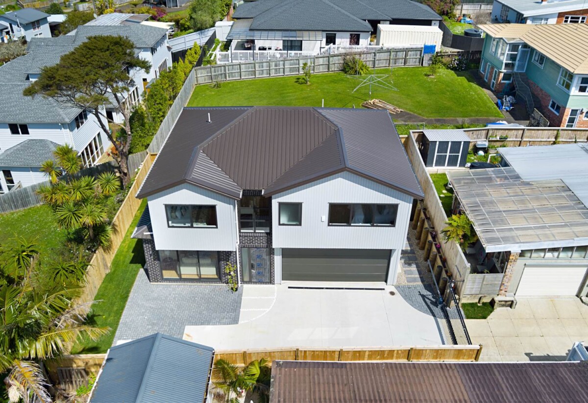 Where Style, Space & Family Vibes Collide, 41B Eastglen Road, Glen Eden, Auckland