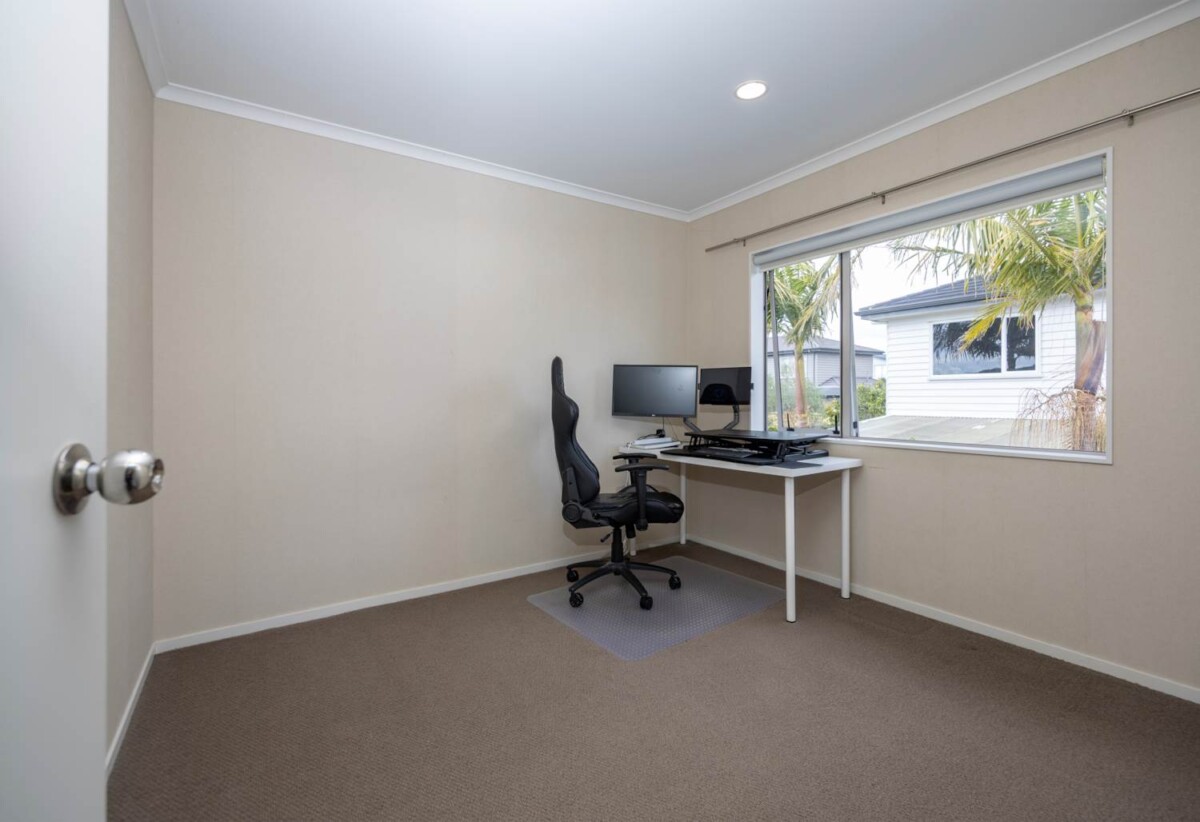 Just minutes to Botany Junction, Botany South, and Botany Town Centre, 9 Brookview Drive, Flat Bush, Auckland