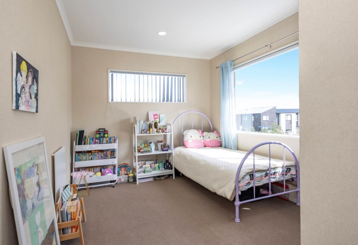 Just minutes to Botany Junction, Botany South, and Botany Town Centre, 9 Brookview Drive, Flat Bush, Auckland
