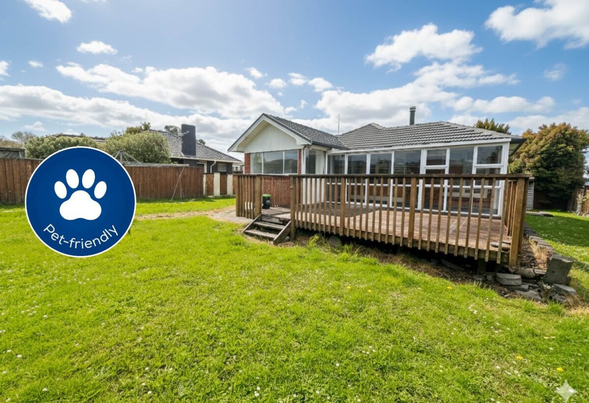 FOR RENT, Pet Friendly, 4 BEDROOMS 1 BATHROOM HOUSE, 70 Andrew Road, Howick, Auckland