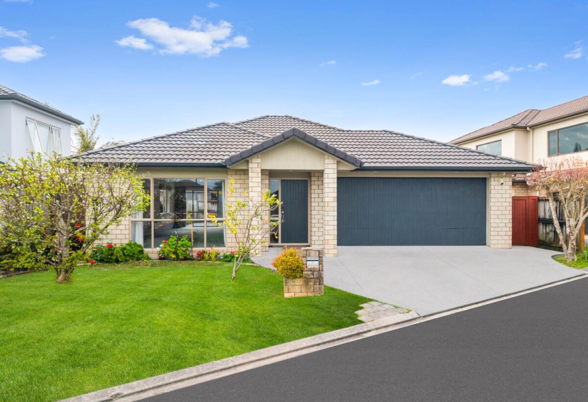 The location too is superb, The vendors’ new chapter is underway, 6 Tsar Court, Flat Bush, Auckland
