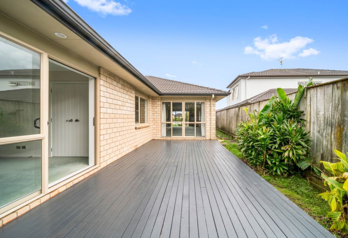 The location too is superb, The vendors’ new chapter is underway, 6 Tsar Court, Flat Bush, Auckland