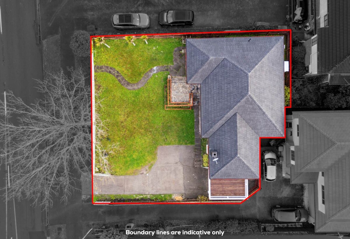 Renovated, The vendors are now in Australia and keen to release their New Zealand investment, 355 Blockhouse Bay Road, Blockhouse Bay, Auckland