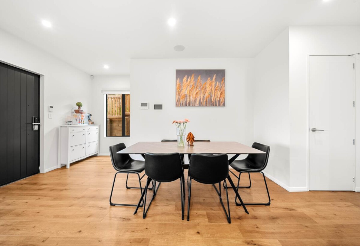 Walk to Rangitoto College, Intermediate & Primary, 113D Sunrise Avenue, Murrays Bay, Auckland