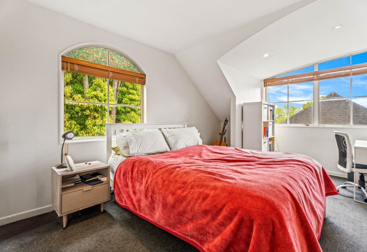 Double grammar school zone, The vendor is downsizing and highly motivated, 1/274 Great South Road, Greenlane, Auckland