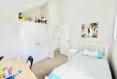 For rent, Cats Allowed, 5 bedrooms 4 bathrooms house, 26A Chesley Place, Half Moon Bay, Auckland, available 18th October