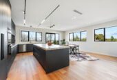 6 bedrooms on 3637m2 land, Westfield Albany’s shopping, dining, and entertainment are moments away, 110 Kewa Road, Albany, Auckland