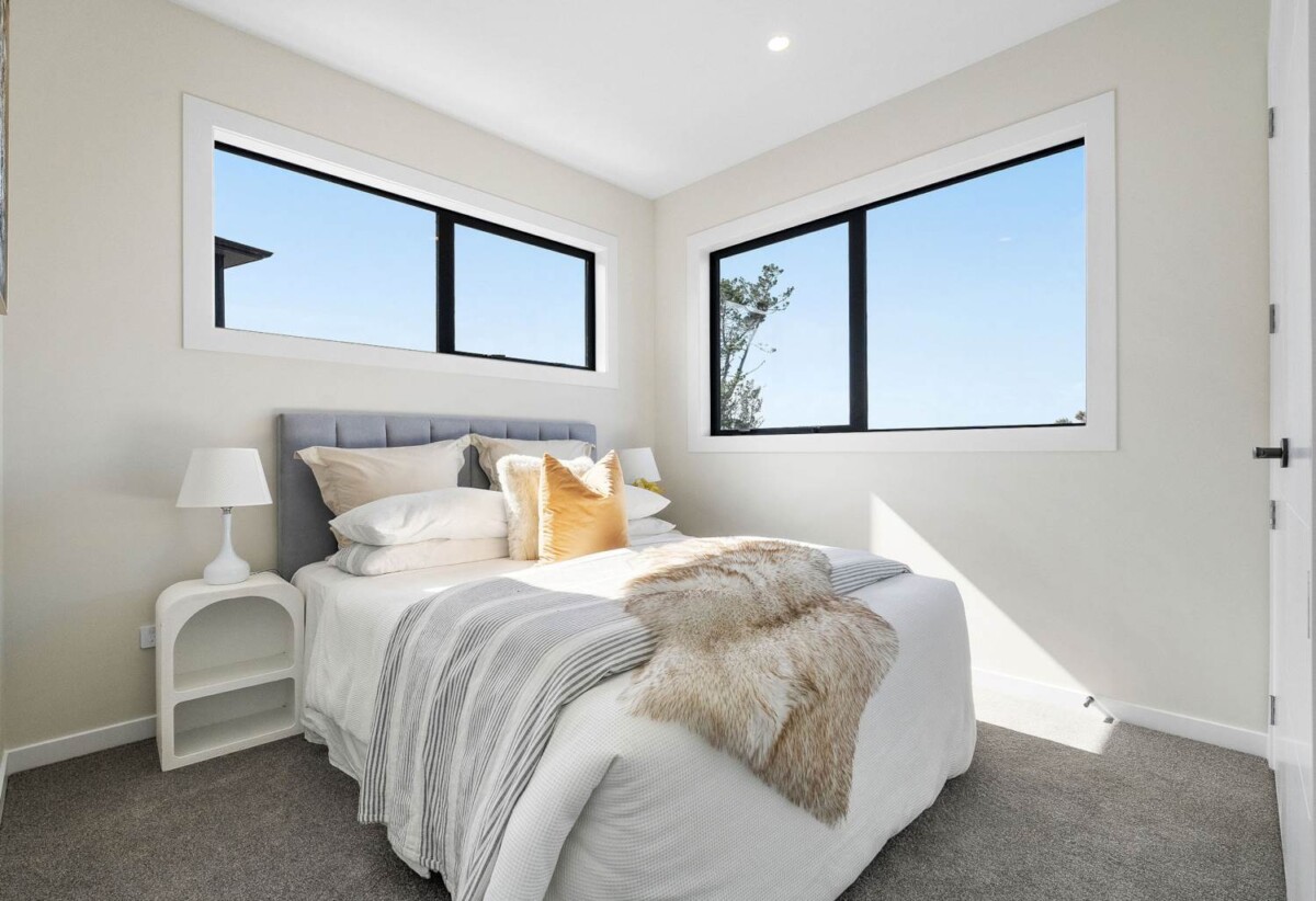 6 bedrooms on 3637m2 land, Westfield Albany’s shopping, dining, and entertainment are moments away, 110 Kewa Road, Albany, Auckland